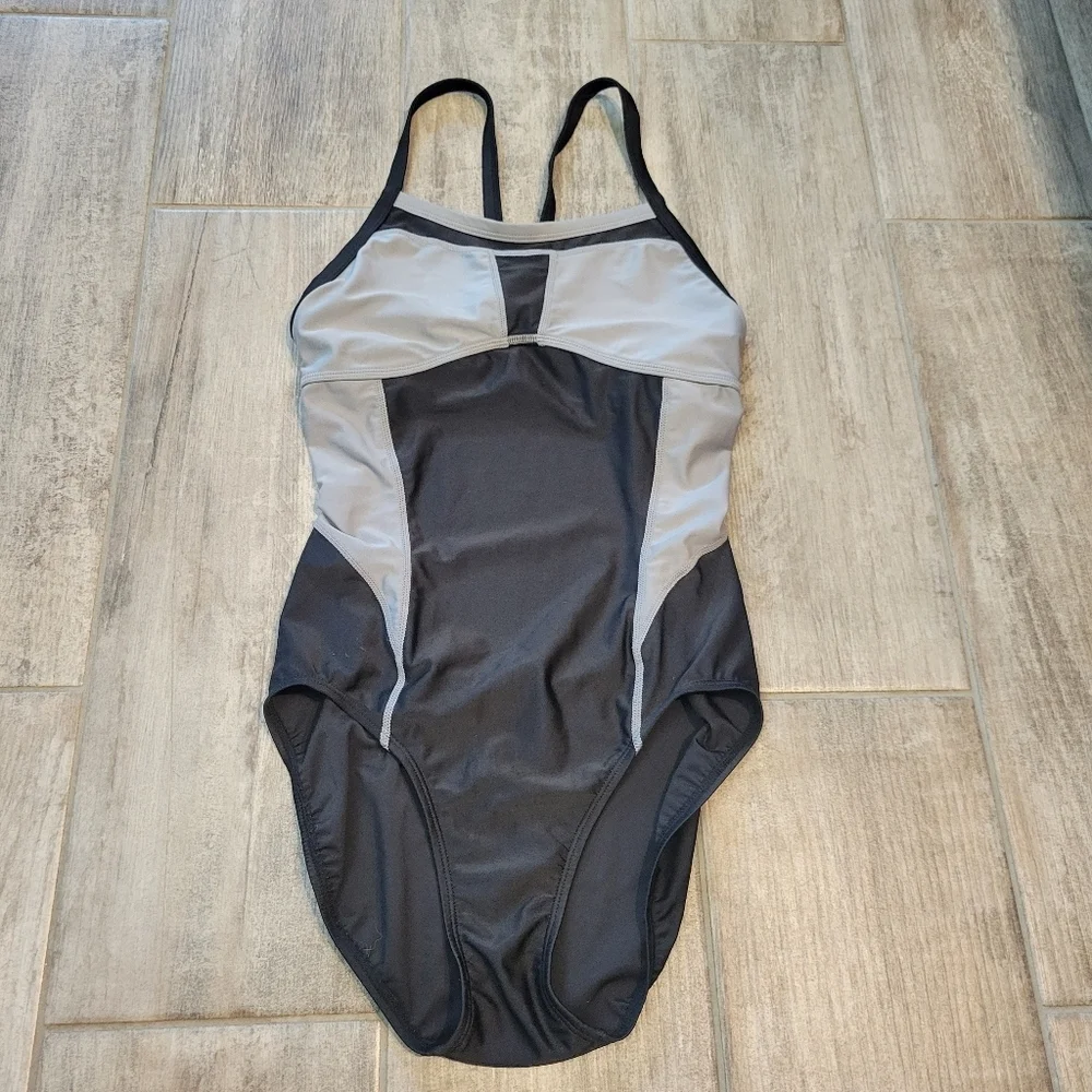 Athleta stylish one