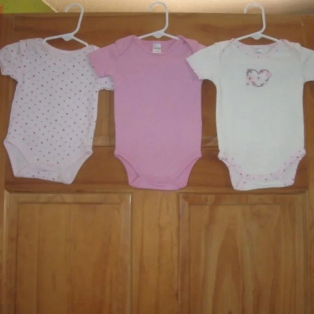 5/$30 Girls BabyGear Short Sleeve Bodysuit Bundle