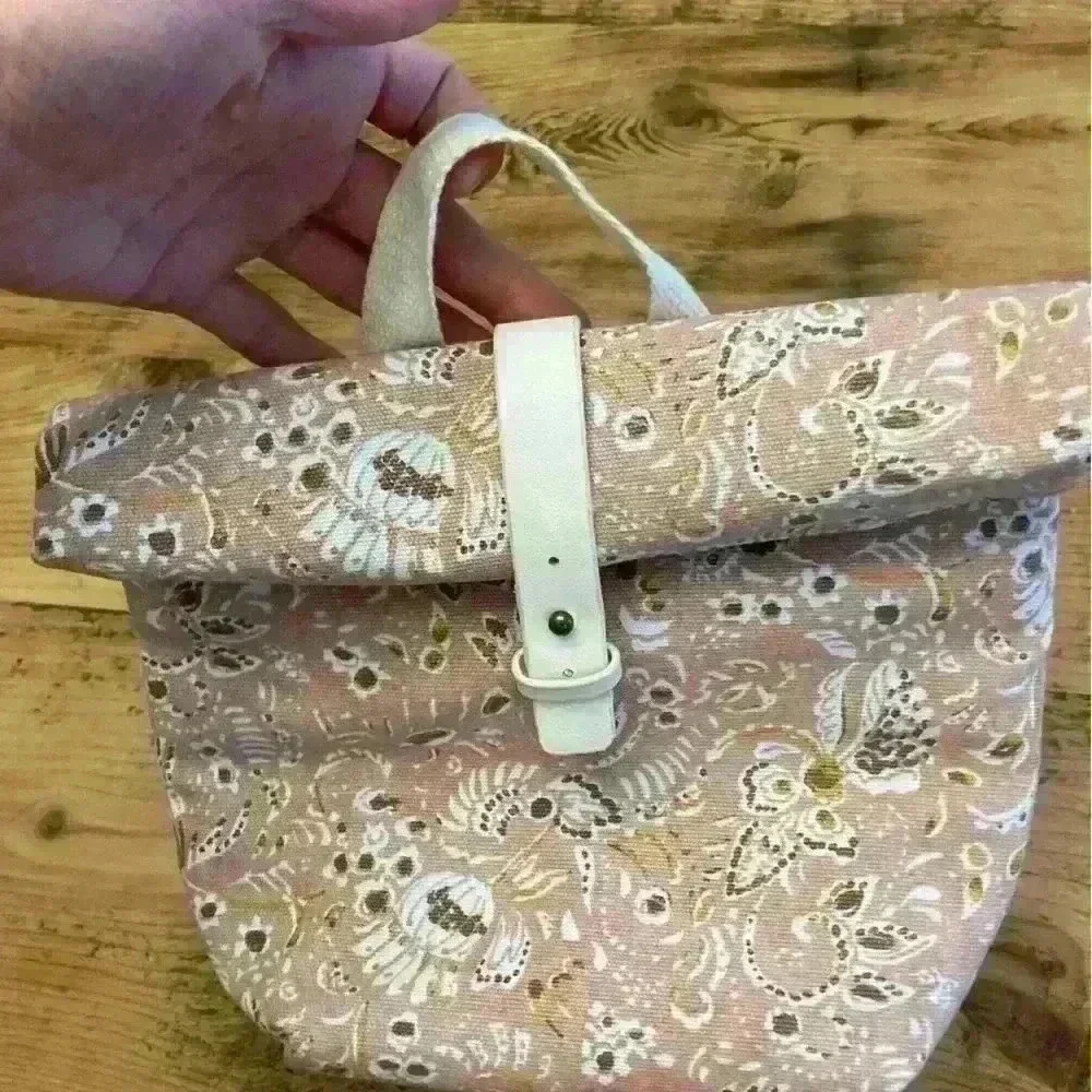 Insulated lunch bag