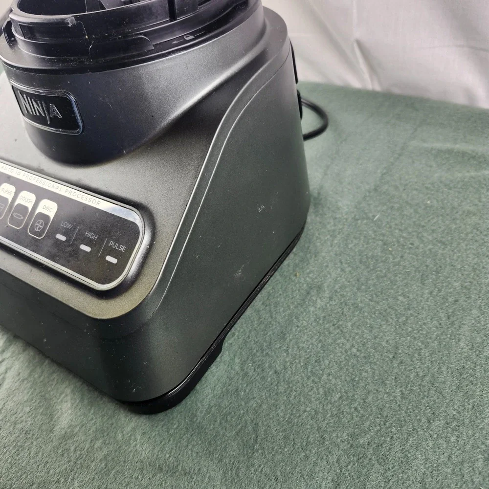 Ninja bn601 professional