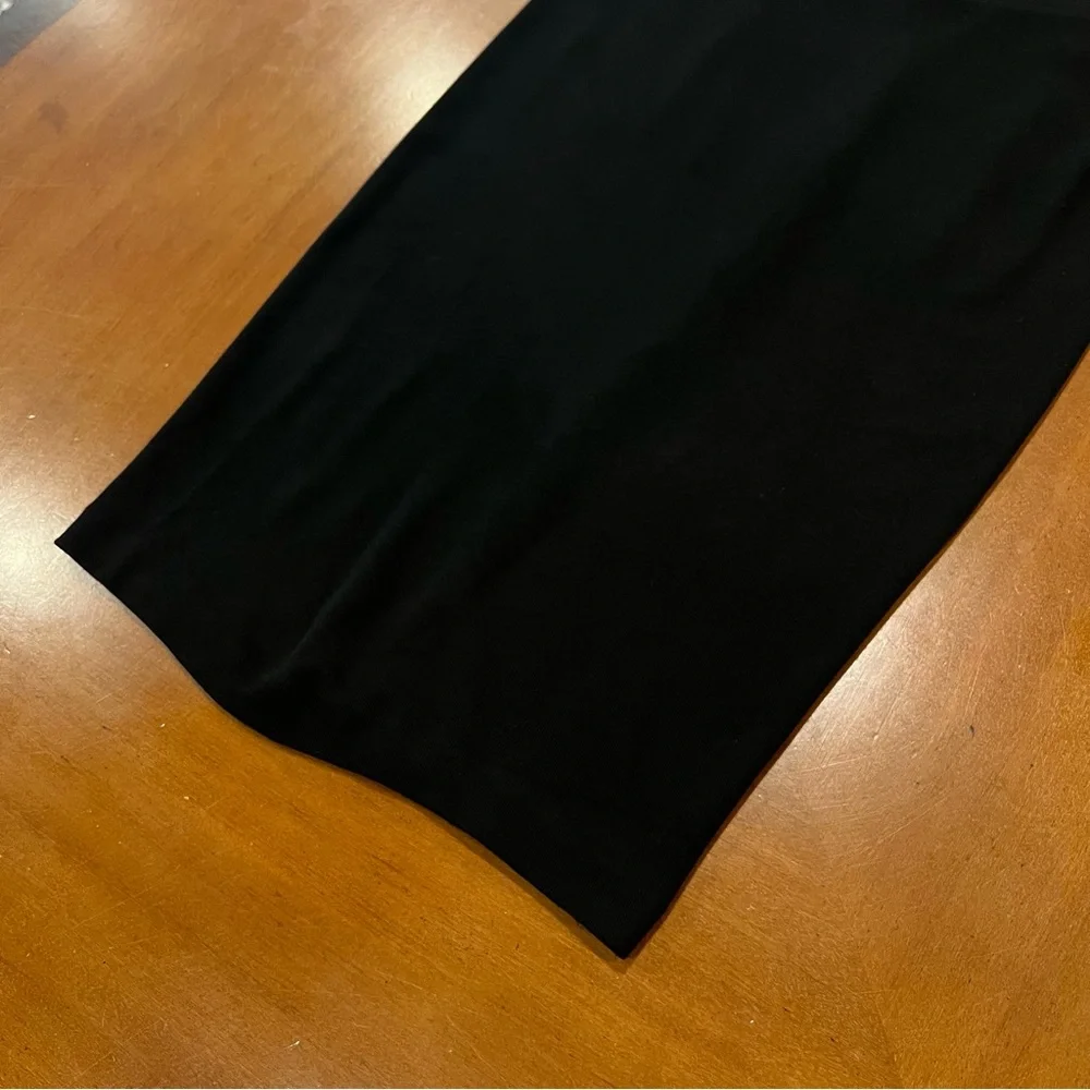 VINCE Women’s Viscose Blend Pencil Skirt Black Large Knee-Length Office