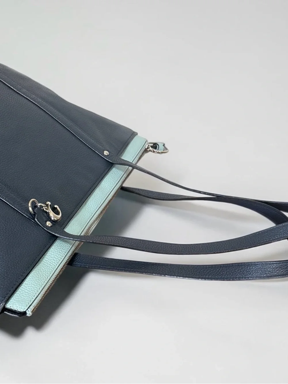 Authentic Coach May Two Tone Blue Pebbled Leather Tote Bag!