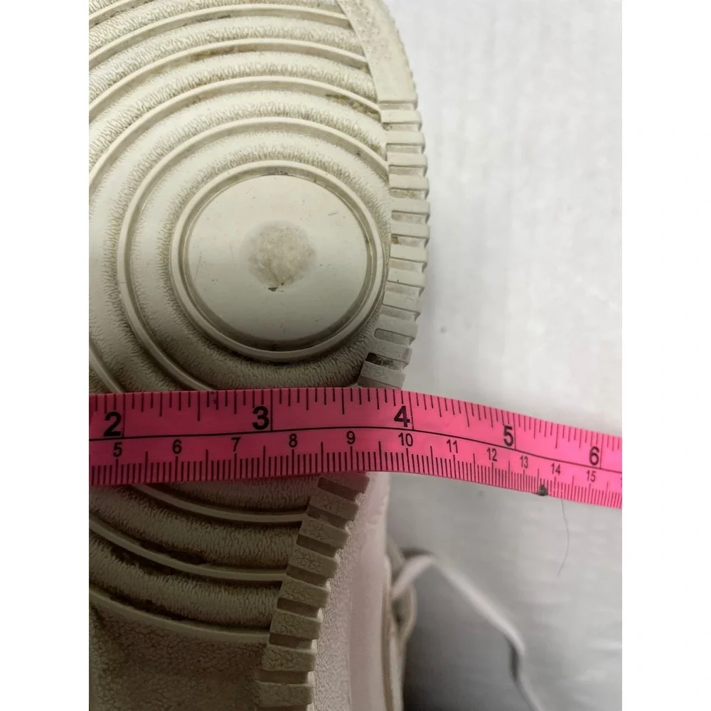 Nike Air Force 1 Mid 07 Triple White fits like a size 9 tag‎ faded see photo