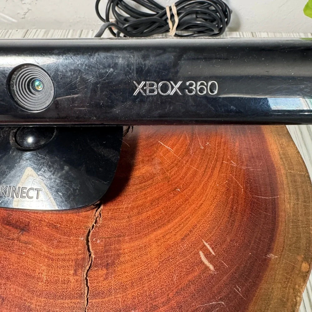 Microsoft‎ Xbox 360 Kinect Connect Black Sensor Bar Model # 1414
