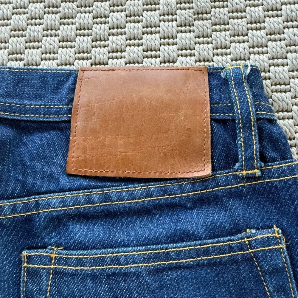 A.P.C. fits 30