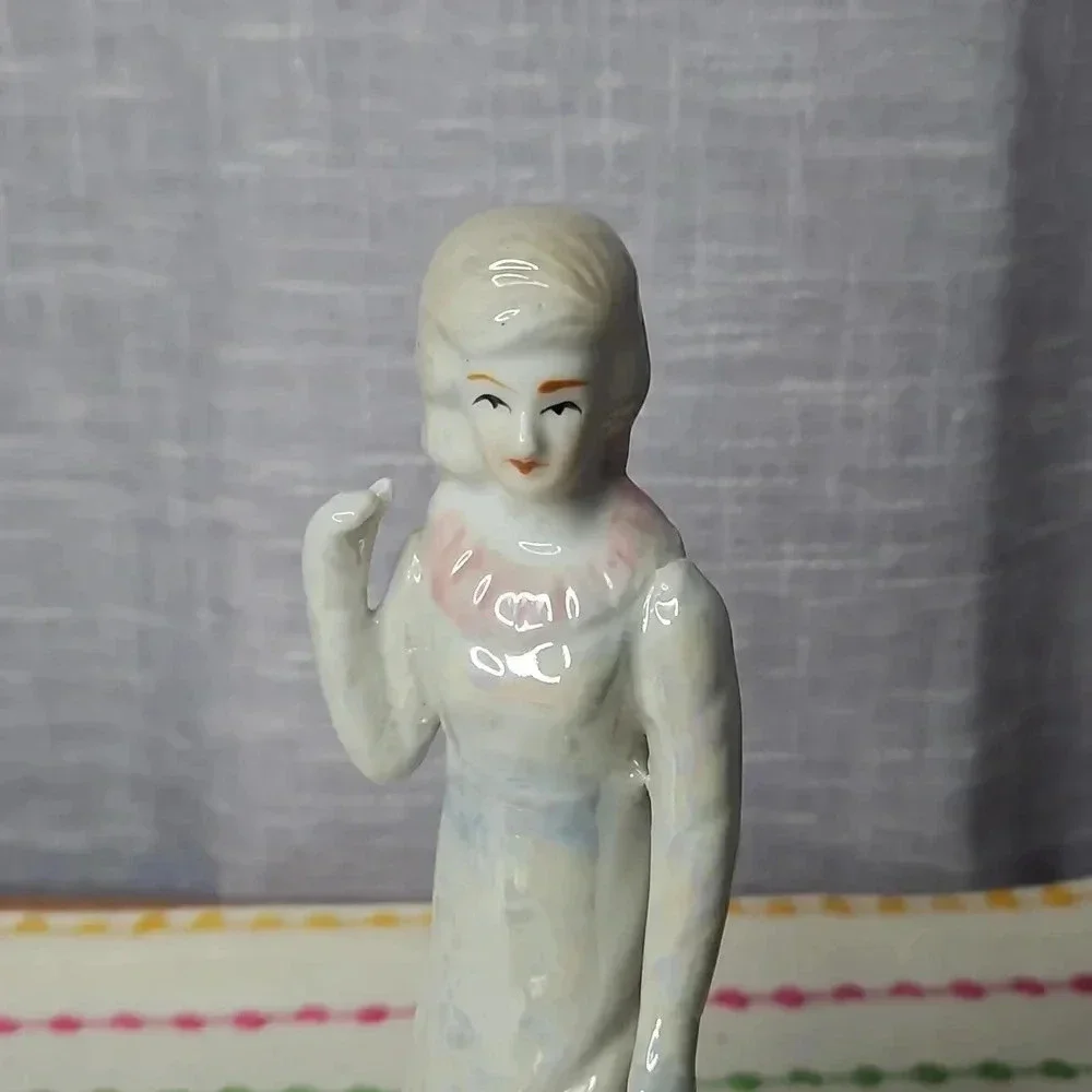 N/A iridescent vintage