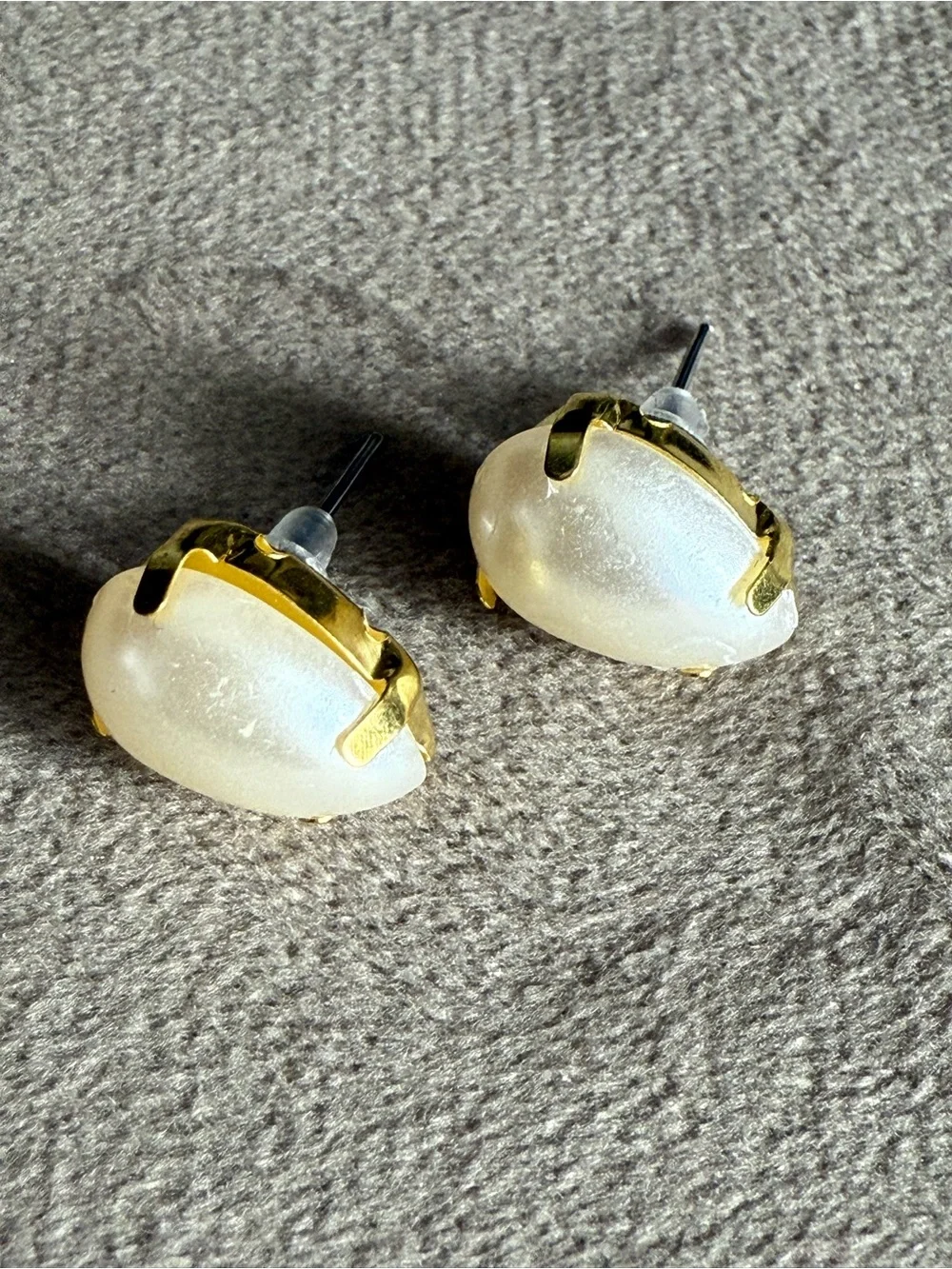 Elegant Gold-Set White Teardrop Stud Earrings