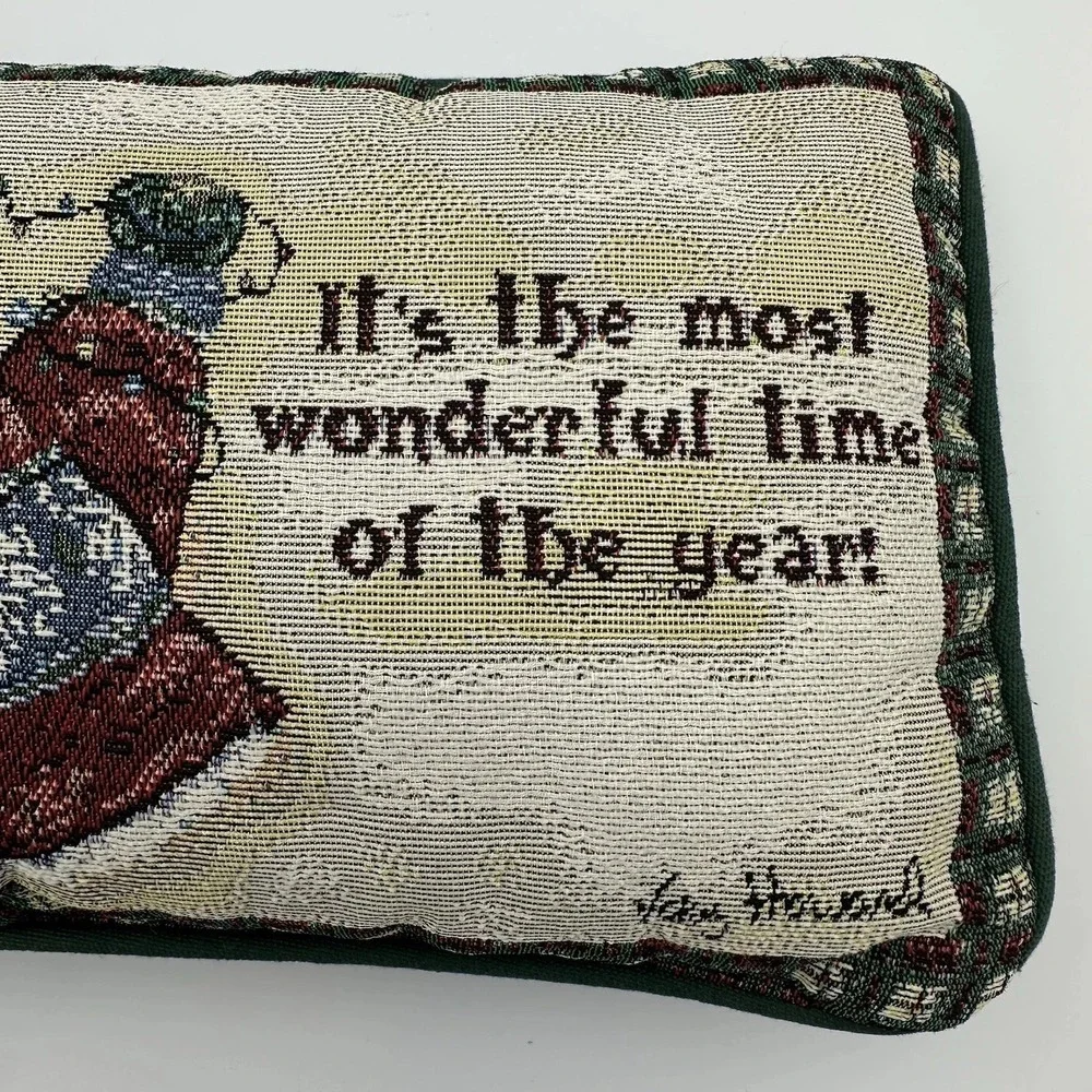 Vicky Howard‎ Christmas Snowman Theme Tapestry Throw Decorative Pillow 12