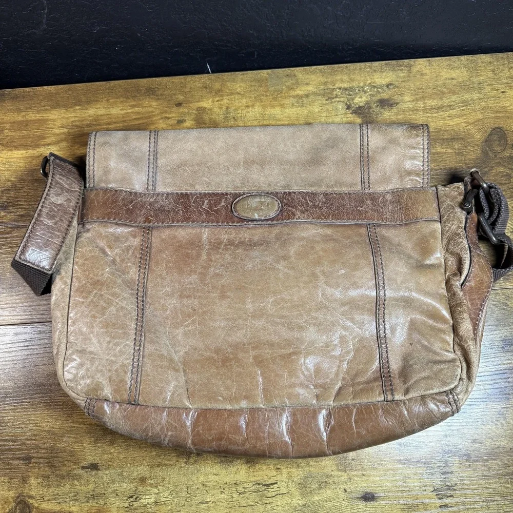Fossil Vintage Brown Leather Messenger Bag Crossbody Laptop Satchel Mens Womens