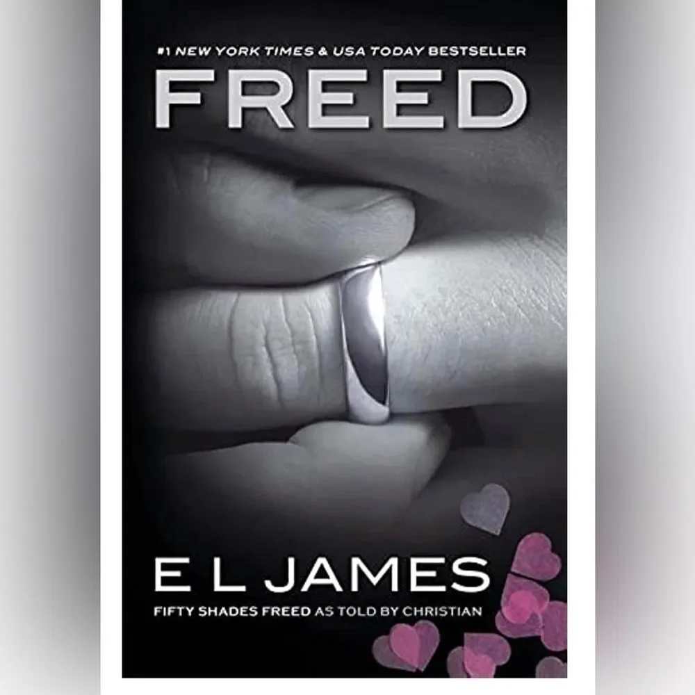 🐘Brand New Fifty Shades Freed Book