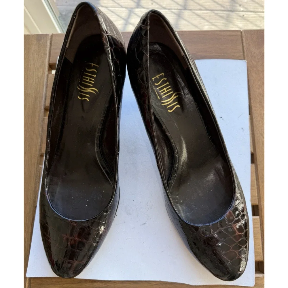 Vintage Handmade Croc Embossed Leather Pumps Brown 2
