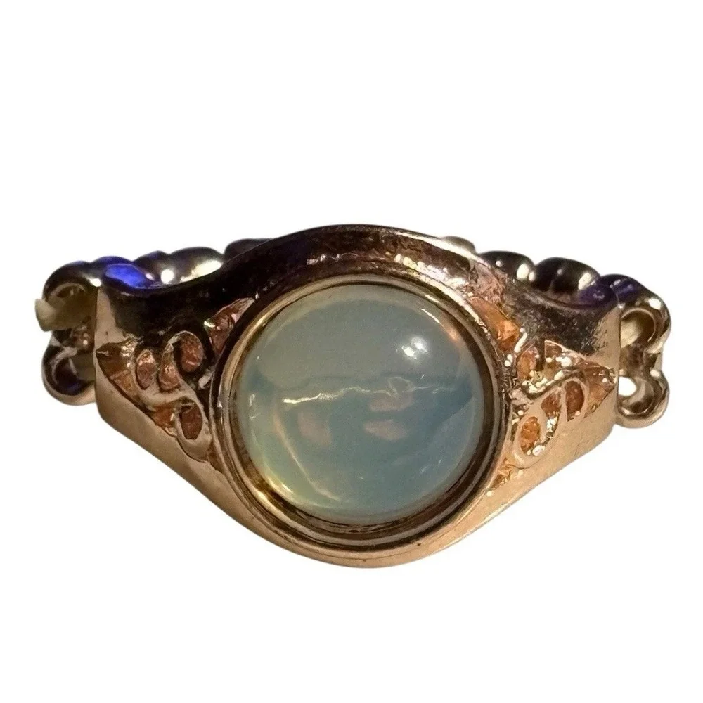Vintage Ring Faux Opal Gold Tone Adjustable‎ Stretch Round Open Work Textured