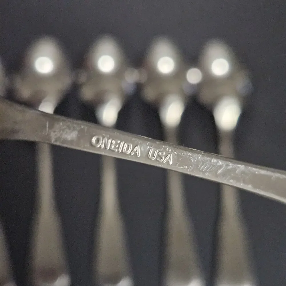 Oneida USA Minute Man Colonial Boston Teaspoons Stainless Flatware 8 Piece