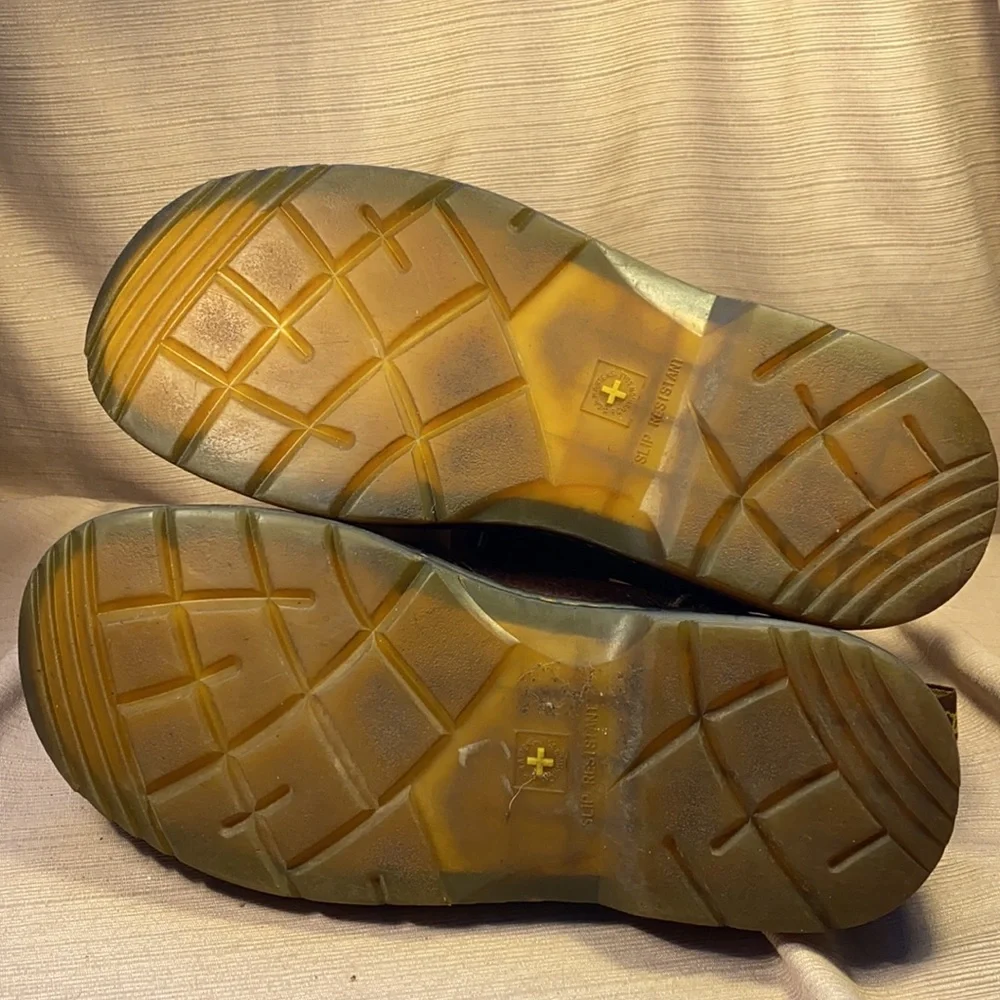 Dr. Martens stamp sz10