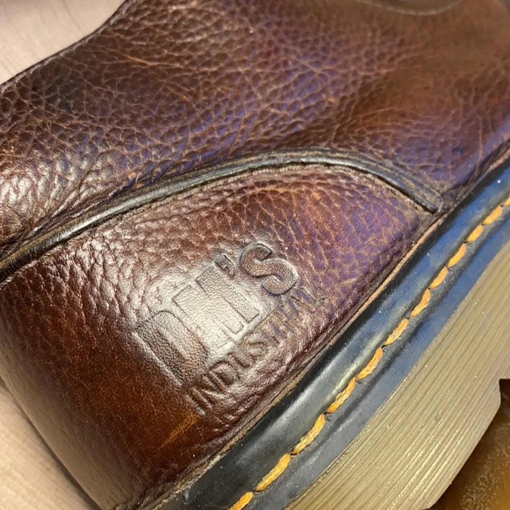 Dr. Martens stamp sz10