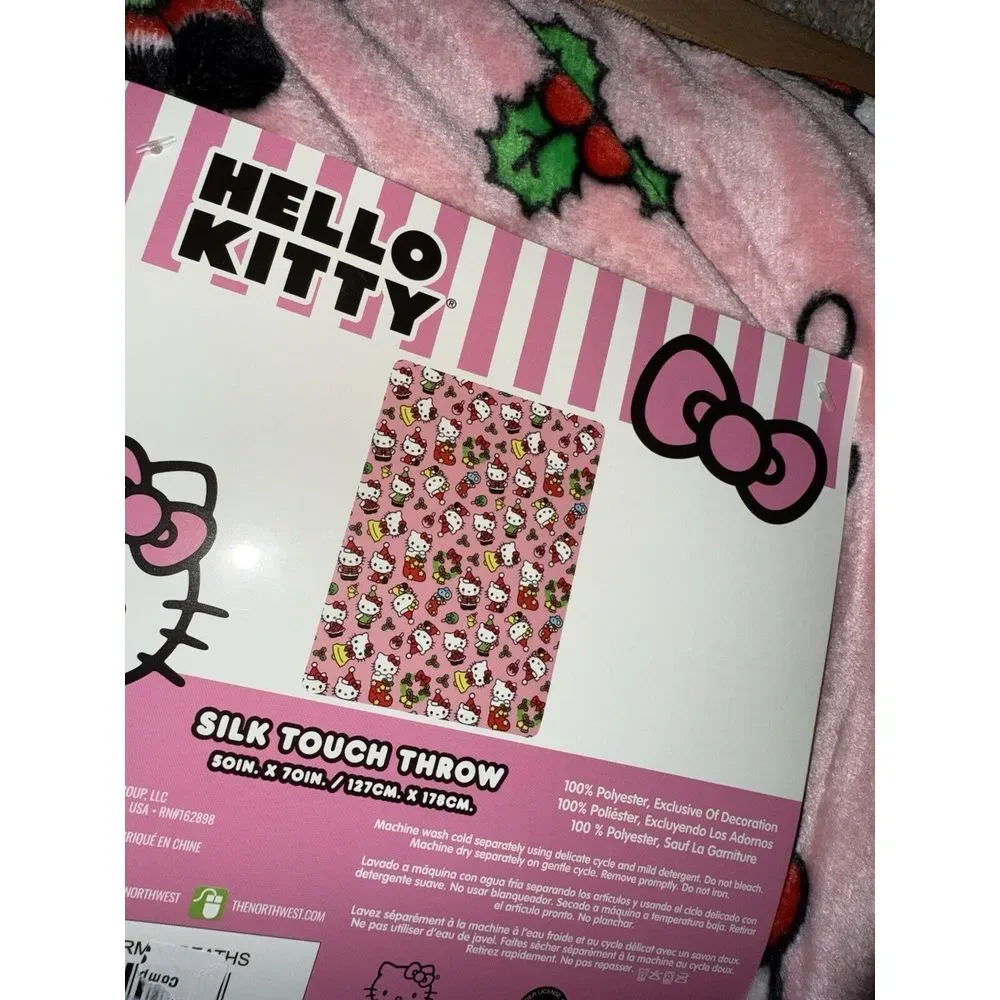 Hello Kitty Mistletoe‎ Pink Christmas Holiday Silk Touch Throw Blanket 50