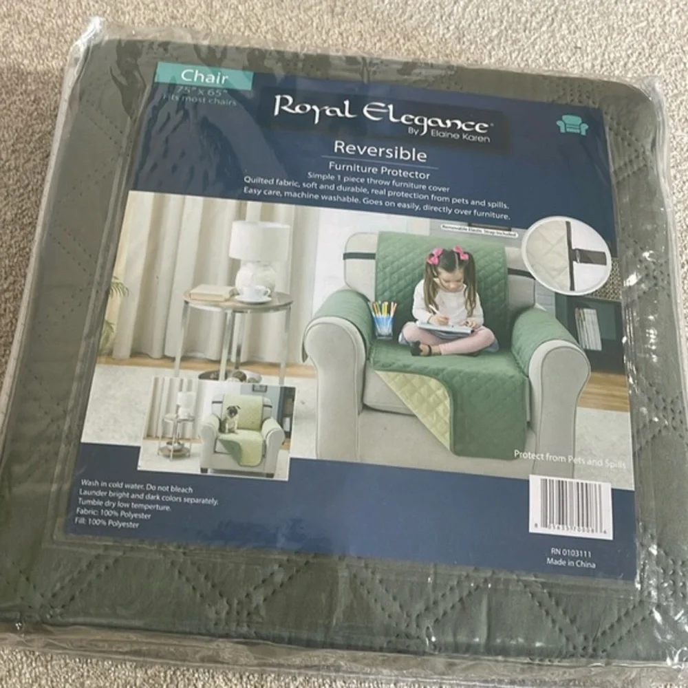 Royal Elegance BY Elaine Karen features reversible