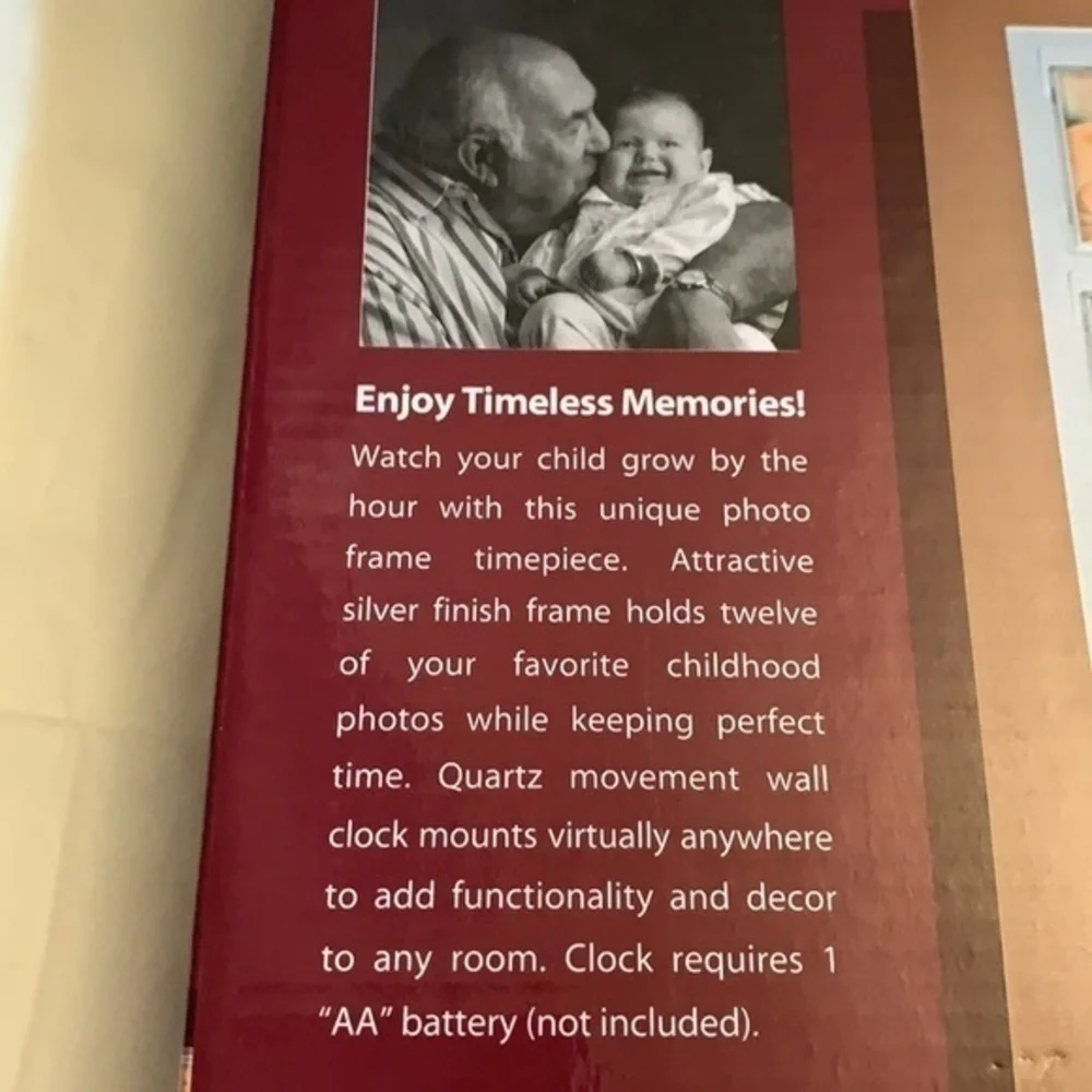 NORTH POINT, PHOTO FRAME WALL CLOCK