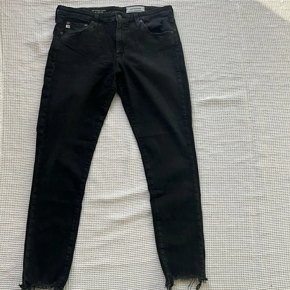 AG Adriano Goldschmied Women's Skinny Black Leggings Ankle Raw Hem Pants sz 31R