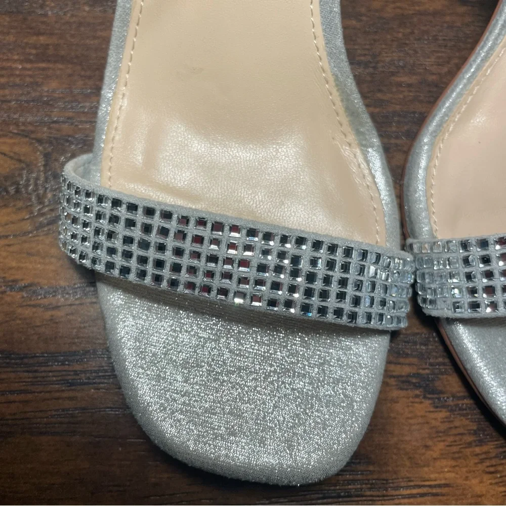 Maripe silver strappy