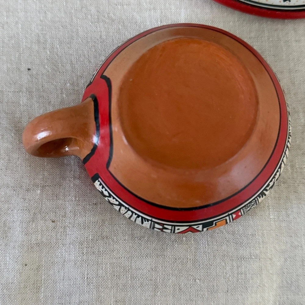 Peruvian cup and saucer. Inca Pottery