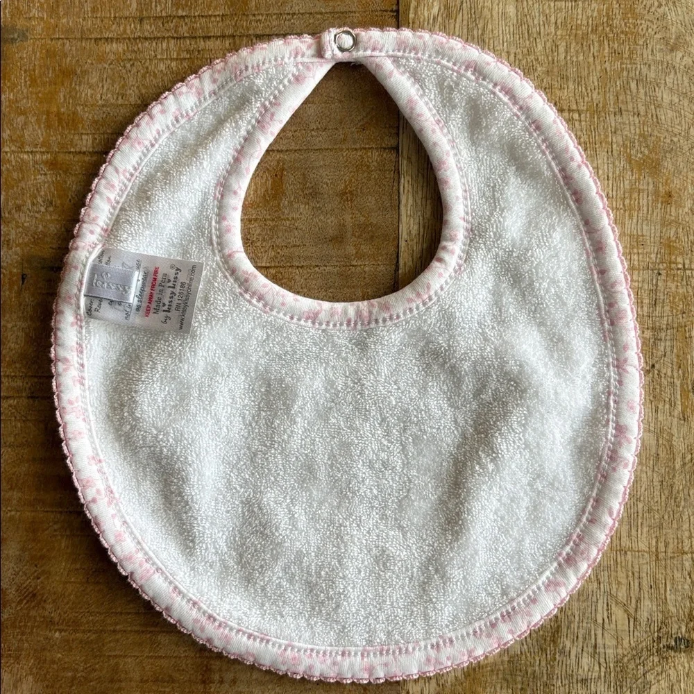 Kissy Kissy nwot by