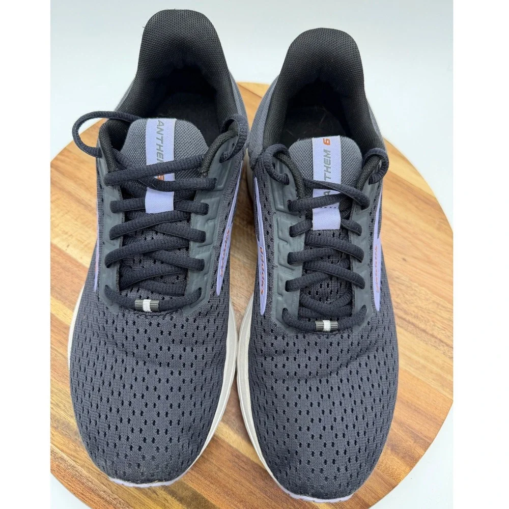 Brooks gym up lace