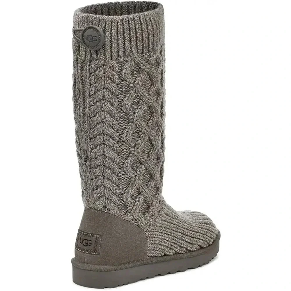 UGG zipper 20 percent
