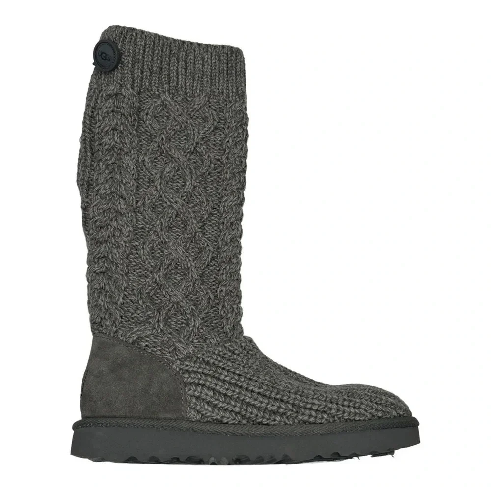 UGG that pull