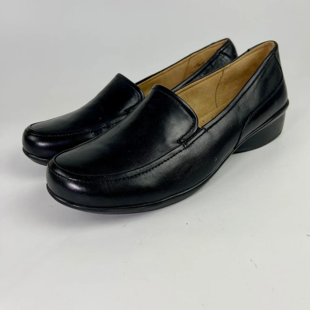 Natural Soul Connor Black Leather Slip On Loafers Womens 8.5 M Comfort Shoes