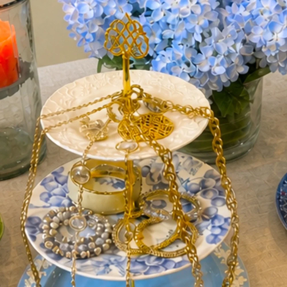 N/A handmade tiered