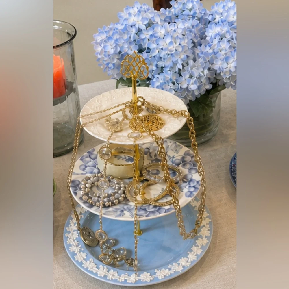 N/A handmade tiered