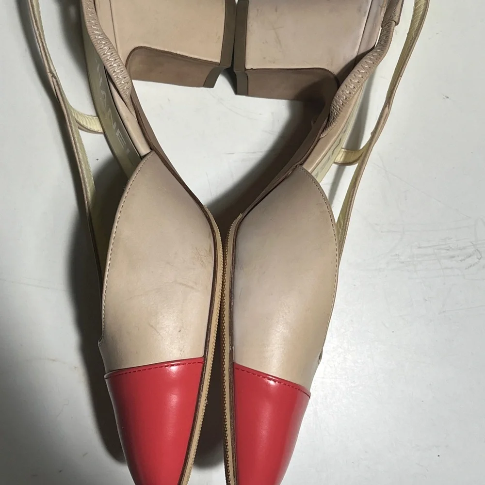 CHANEL stylish heels