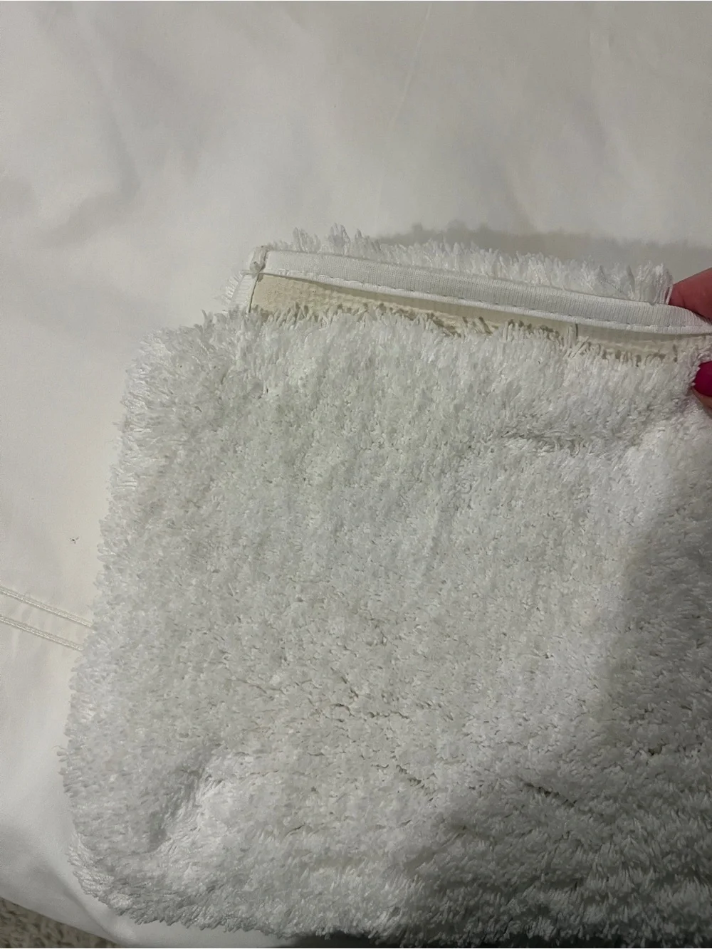 Spa Plush Non Skid White Bath Rug - Brand New