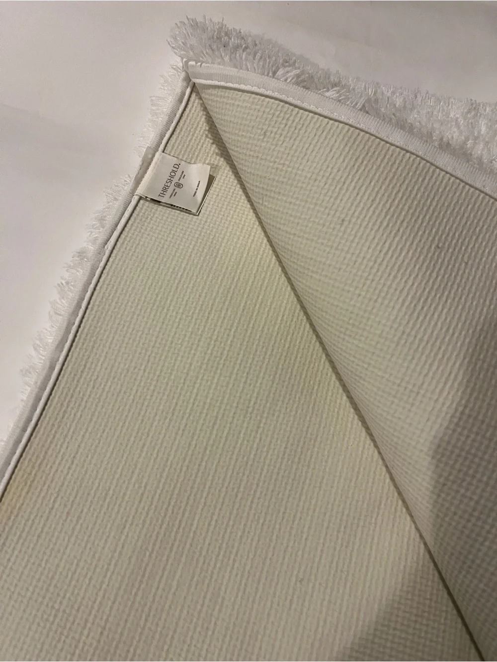 Spa Plush Non Skid White Bath Rug - Brand New