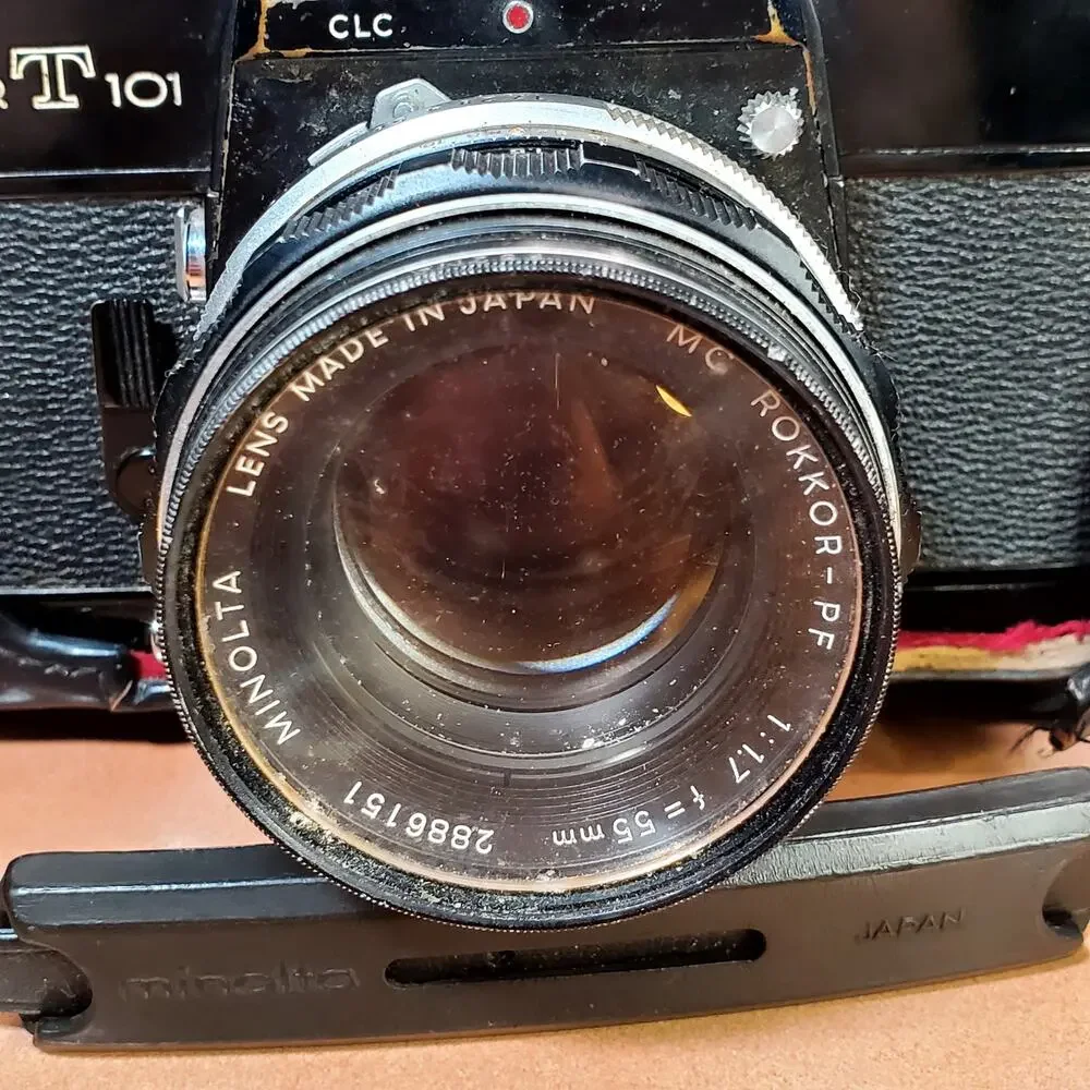 Minolta srt 101