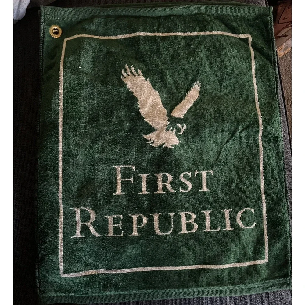First Republic Bank Green Golf Towel Swag 19
