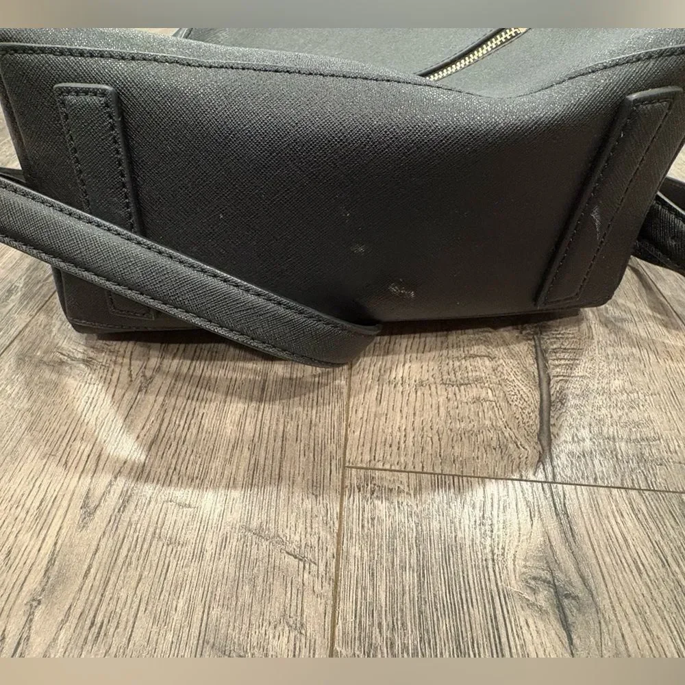 Tory Burch excellent black