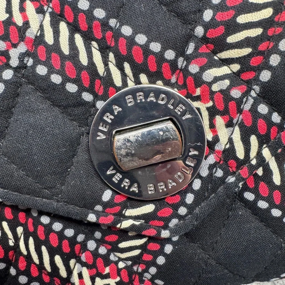 Vera Bradley used all