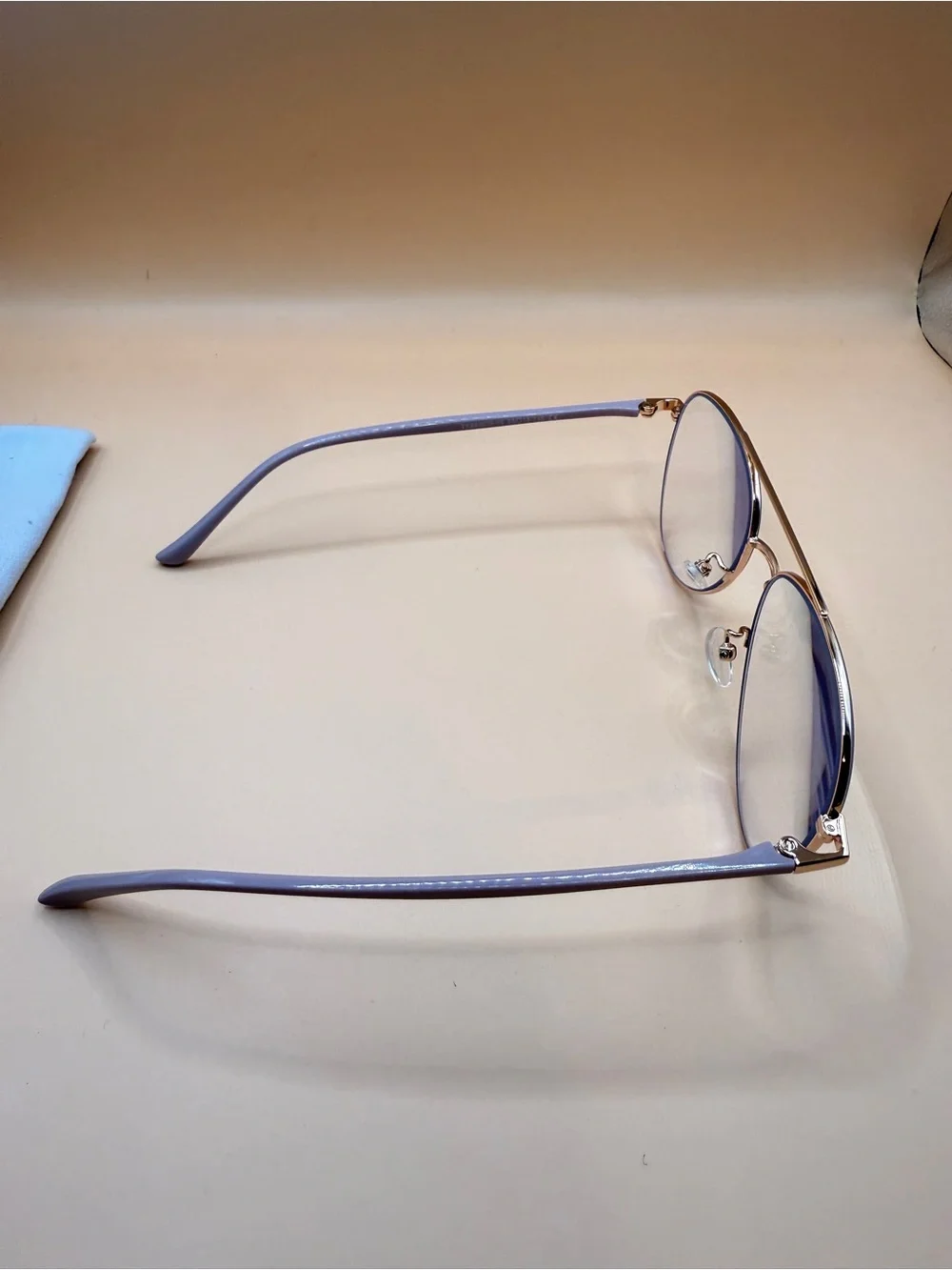 Zeelool glasses come