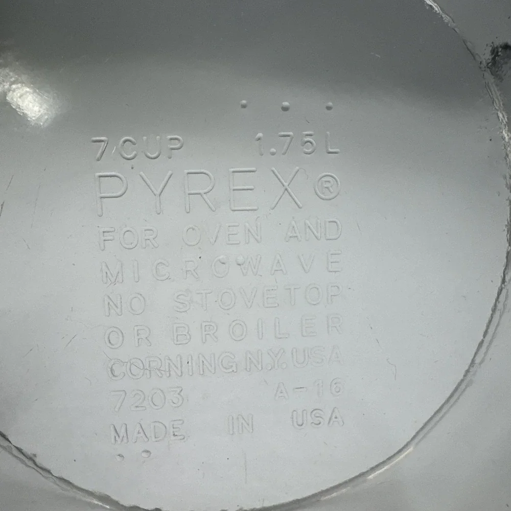 Pyrex 7203 7-Cup Clear Glass Food Storage‎ Bowl