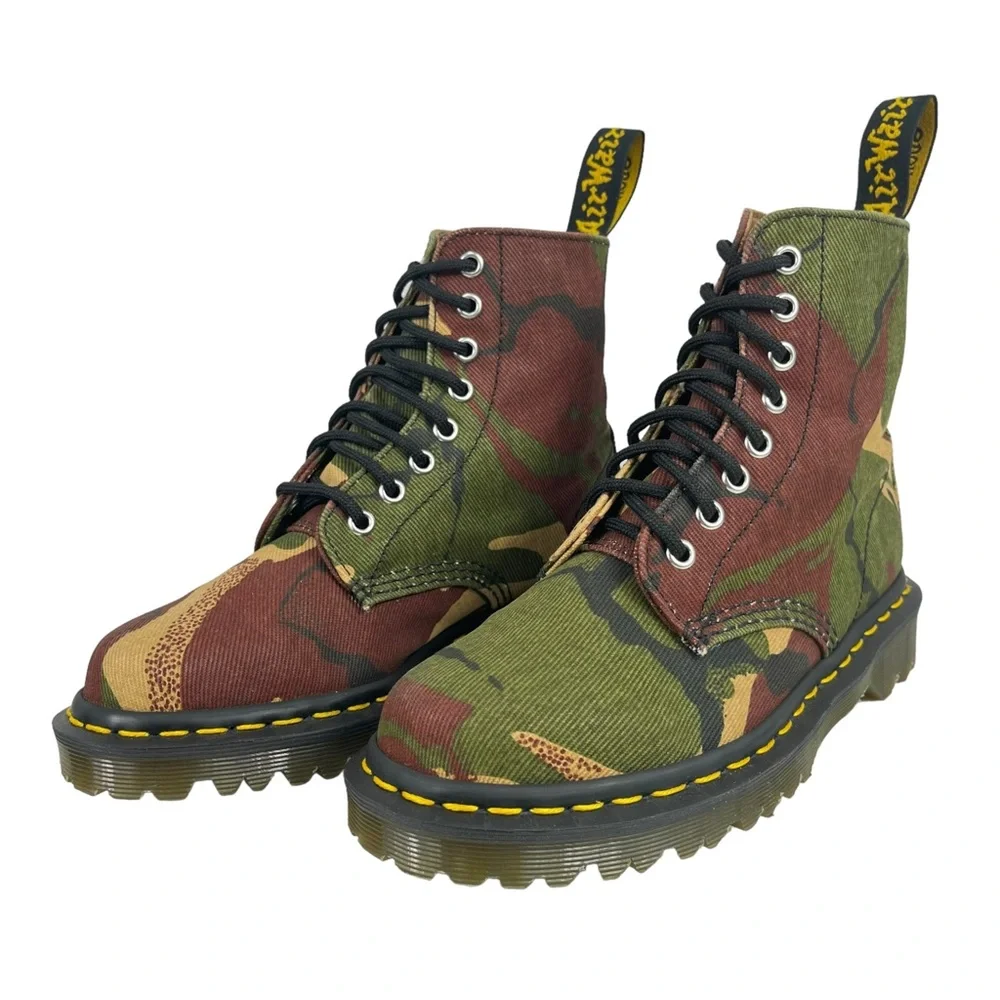 Dr. Martens camo days