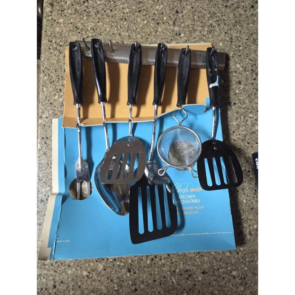 New‎ Vintage 6 piece Chromium Plated Kitchen Utensil set black handle w/holder