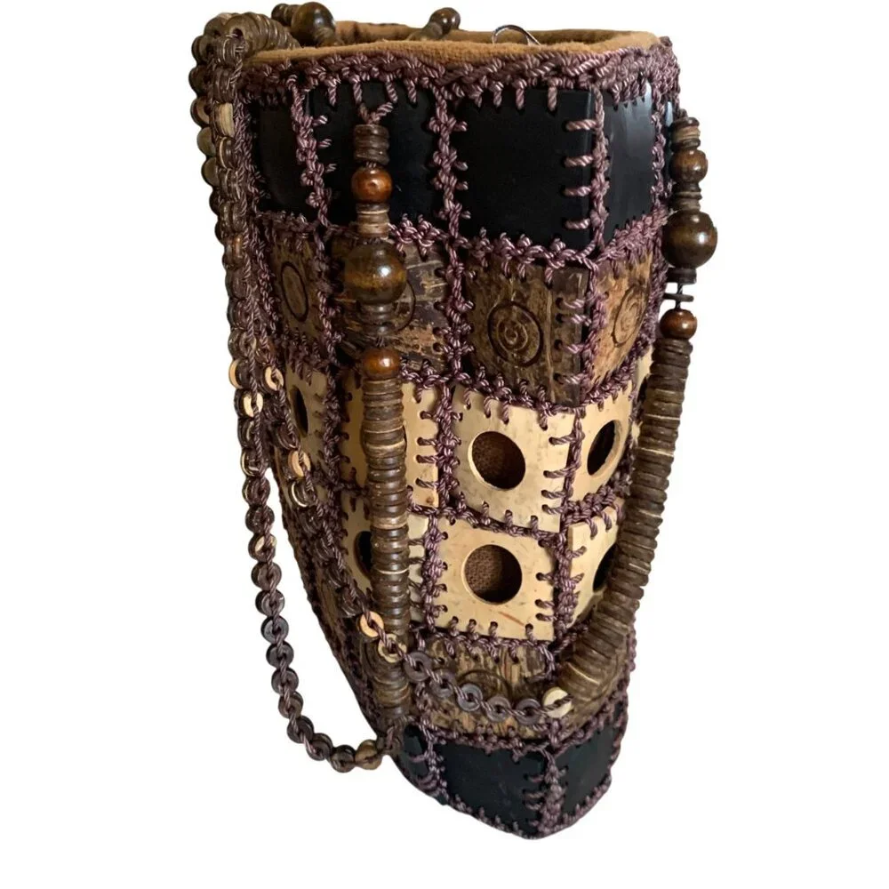 Handcrafted this shoulder