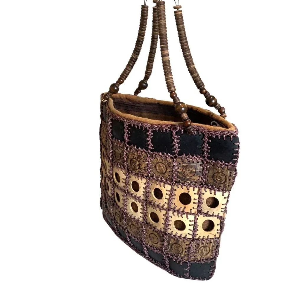 Handcrafted this shoulder