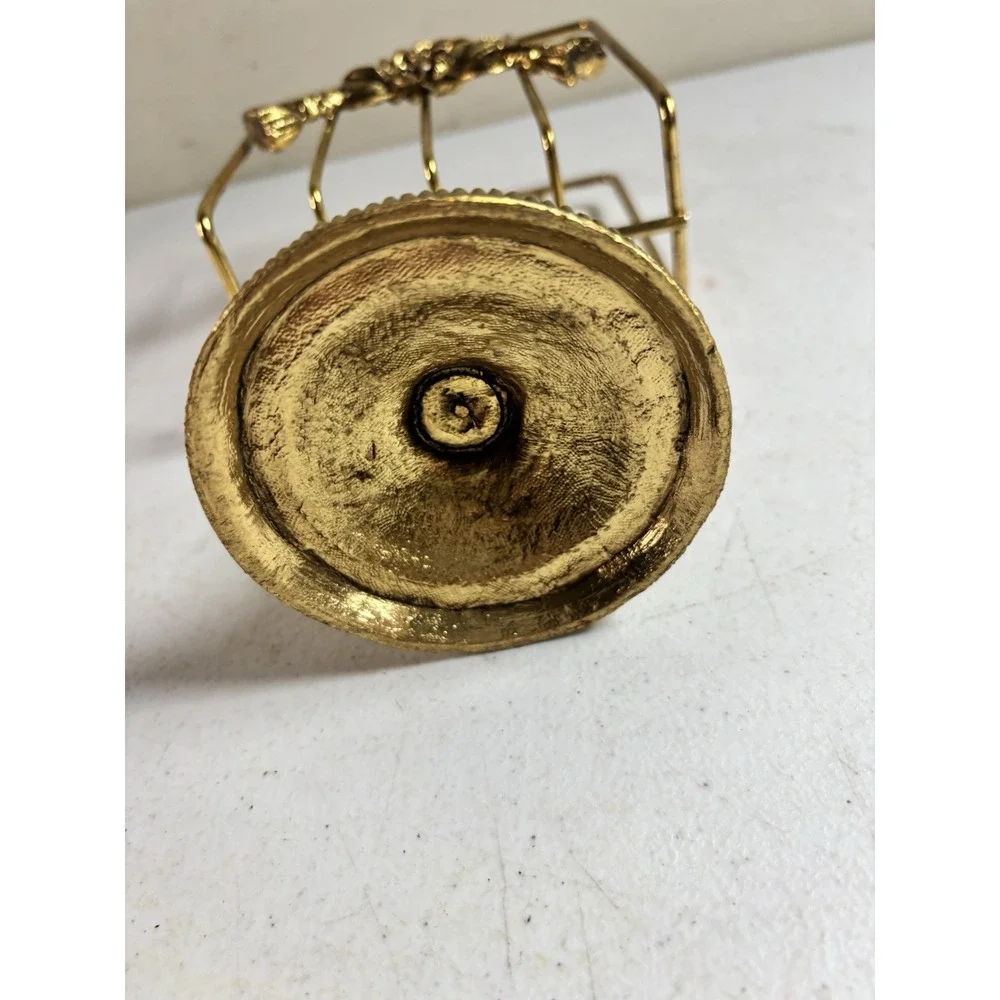 Matson stand accents holder