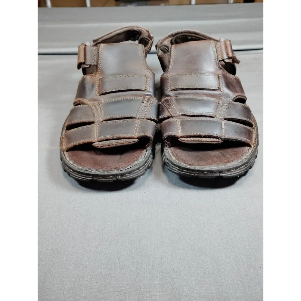 Skechers money addition