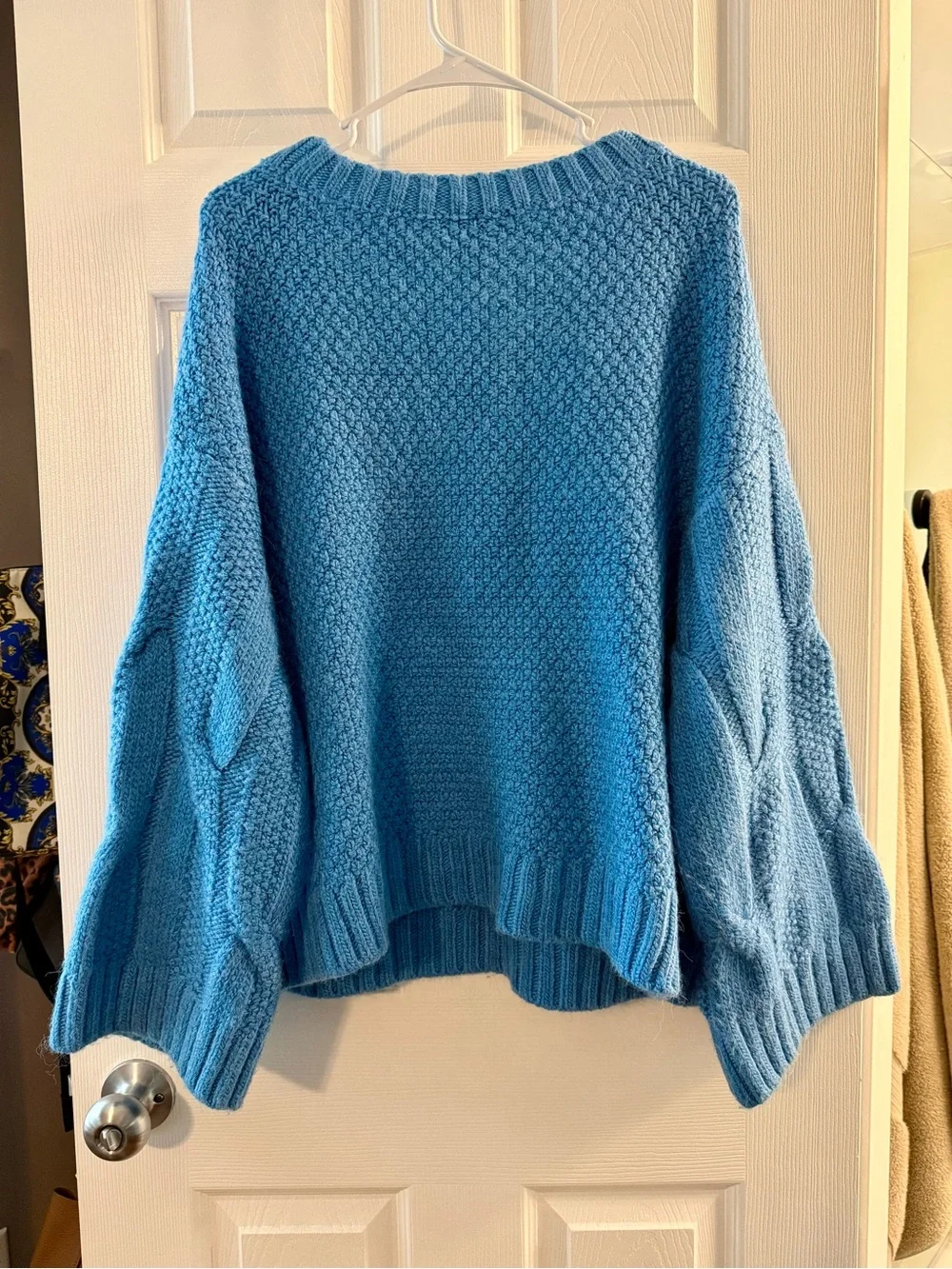 Maeve excellent blue