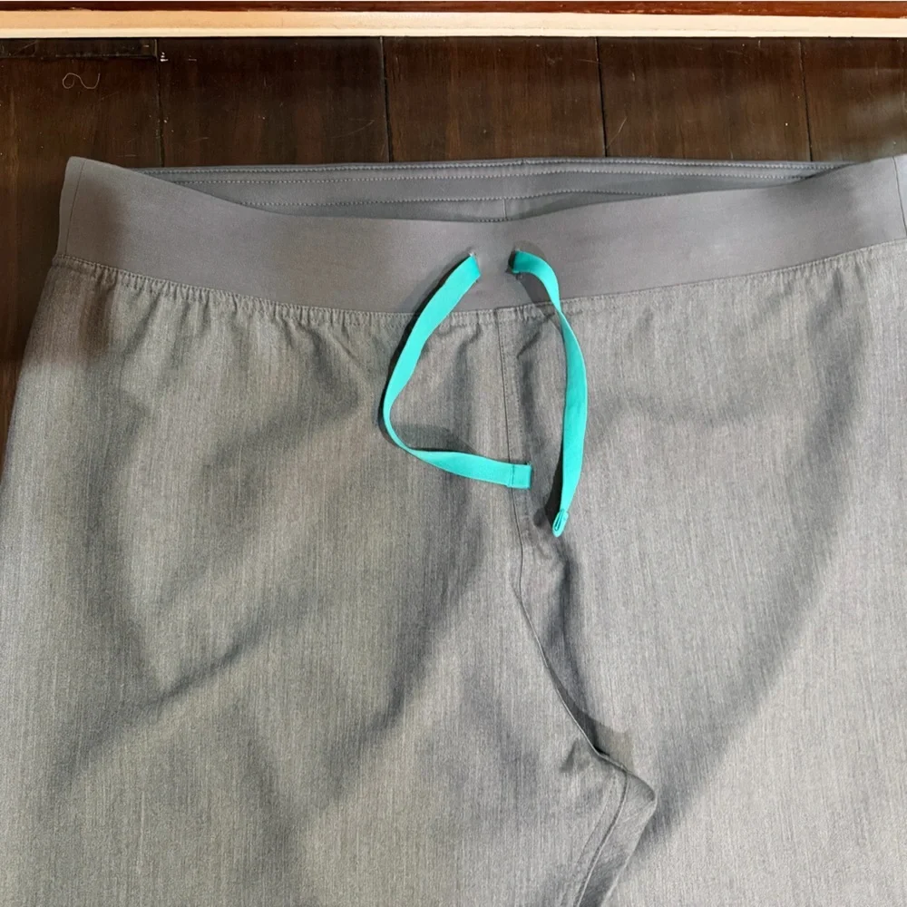 Figs Men's Charcoal Sweatpants with Teal Drawstring XL/T