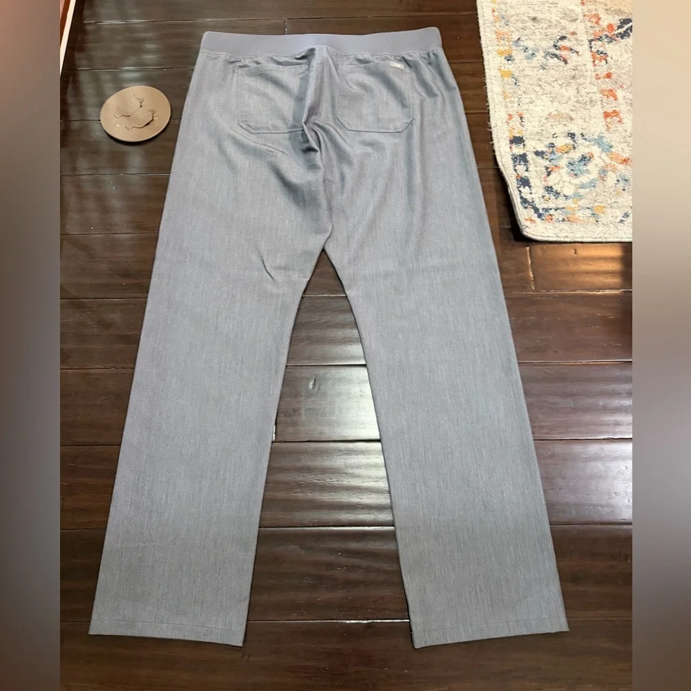 Figs Men's Charcoal Sweatpants with Teal Drawstring XL/T